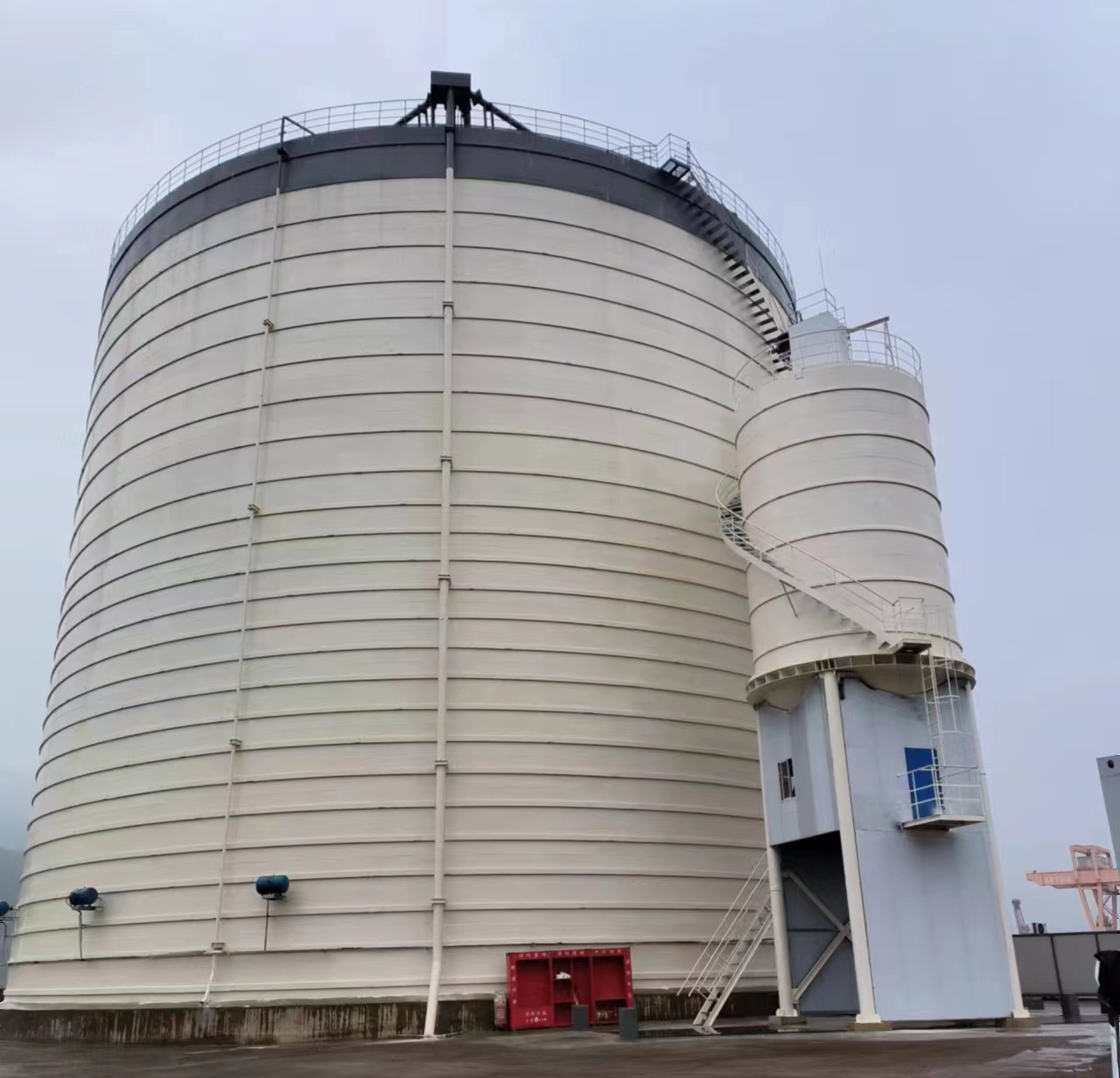 台安10万吨水泥钢板库